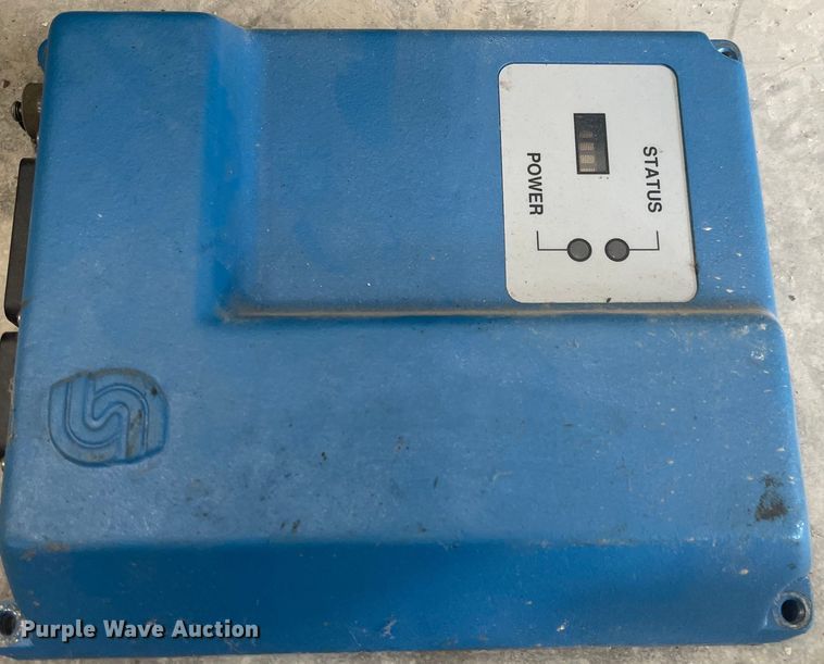 image for item JF9030 Etnyre Black-Topper  oil distributor bed