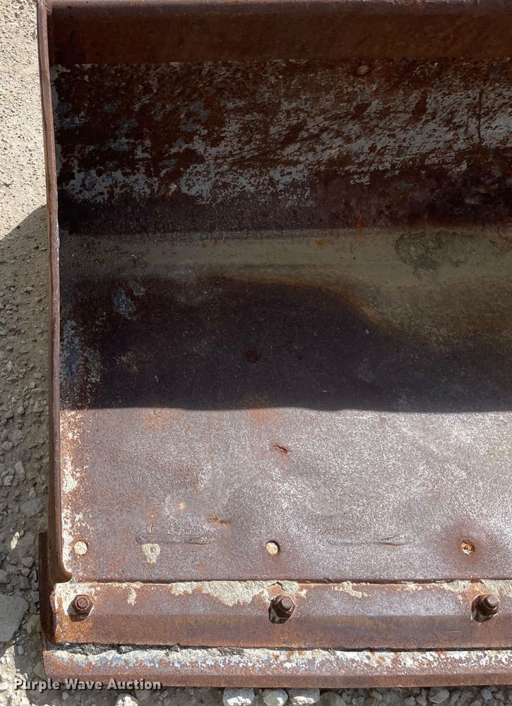 image for item JF9032 Bobcat  skid steer bucket