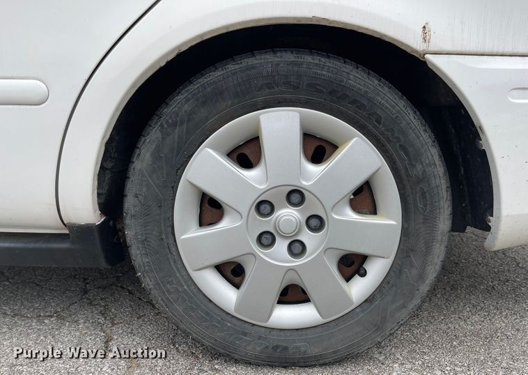 image for item JF9058 2004 Ford Taurus