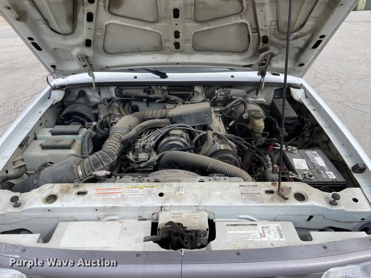 image for item JF9064 1995 Ford Ranger XL  pickup truck