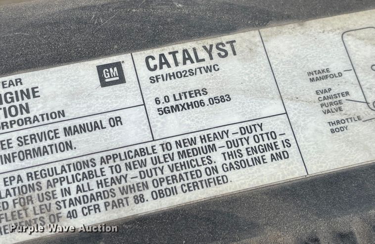 image for item JF9066 2005 Chevrolet Silverado 2500HD  utility bed pickup truck