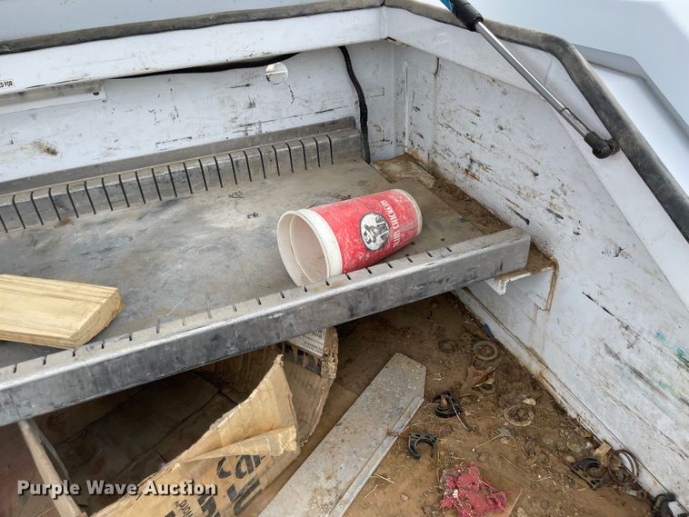 image for item JF9067 2013 Chevrolet Silverado 2500HD  utility bed pickup truck