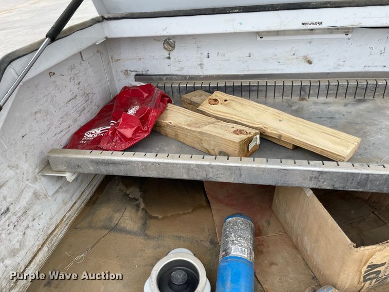 image for item JF9067 2013 Chevrolet Silverado 2500HD  utility bed pickup truck