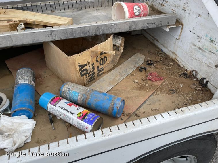 image for item JF9067 2013 Chevrolet Silverado 2500HD  utility bed pickup truck