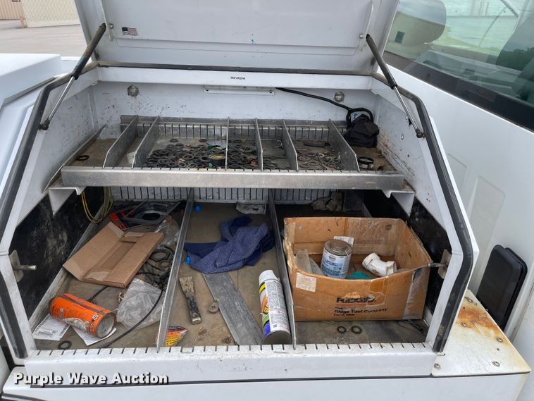 image for item JF9067 2013 Chevrolet Silverado 2500HD  utility bed pickup truck