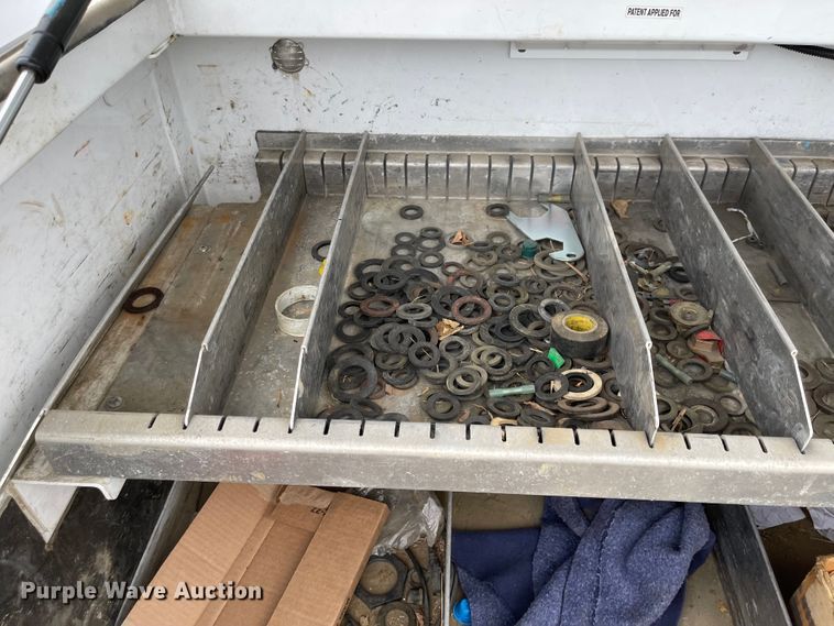 image for item JF9067 2013 Chevrolet Silverado 2500HD  utility bed pickup truck