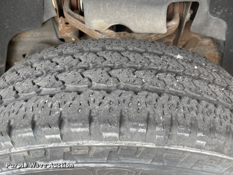 image for item JF9067 2013 Chevrolet Silverado 2500HD  utility bed pickup truck