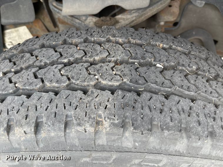 image for item JF9067 2013 Chevrolet Silverado 2500HD  utility bed pickup truck