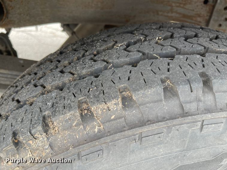 image for item JF9067 2013 Chevrolet Silverado 2500HD  utility bed pickup truck