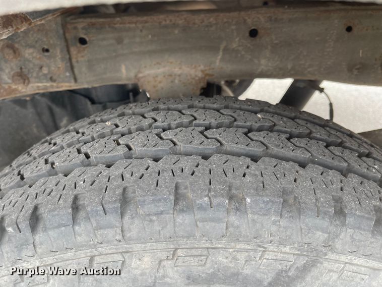 image for item JF9067 2013 Chevrolet Silverado 2500HD  utility bed pickup truck