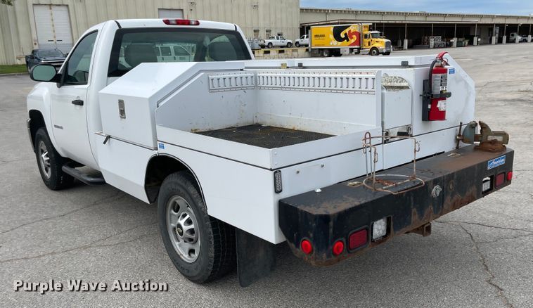 image for item JF9068 2013 Chevrolet Silverado 2500HD  utility bed pickup truck