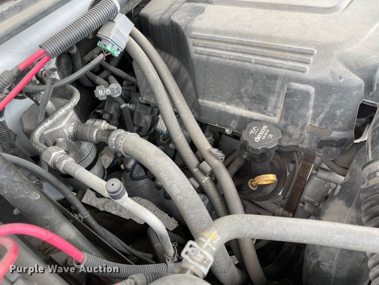 image for item JF9068 2013 Chevrolet Silverado 2500HD  utility bed pickup truck