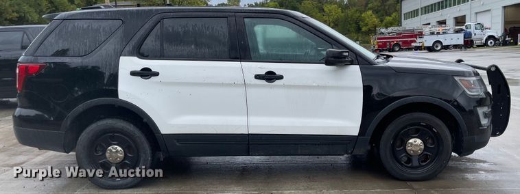 image for item JF9080 2017 Ford Explorer Police Interceptor  SUV