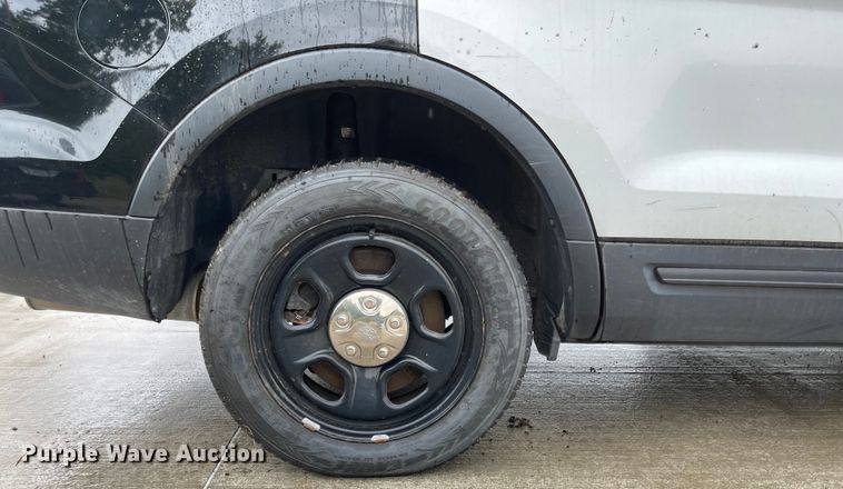 image for item JF9080 2017 Ford Explorer Police Interceptor  SUV