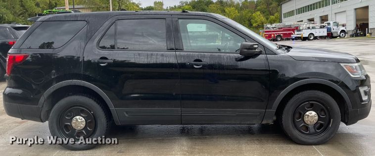 image for item JF9081 2016 Ford Explorer Police Interceptor  SUV