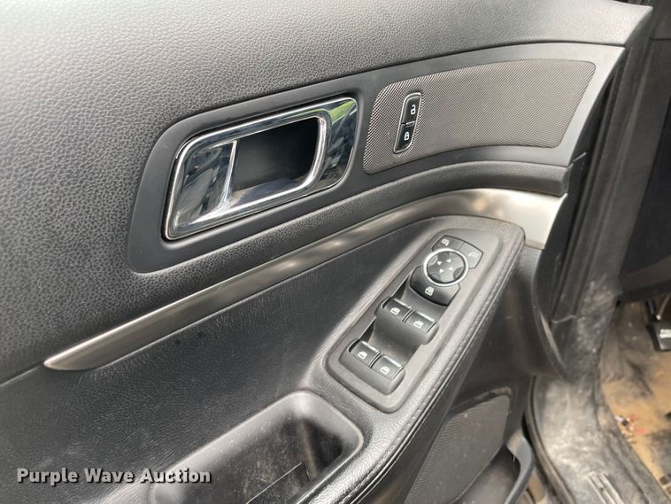 image for item JF9081 2016 Ford Explorer Police Interceptor  SUV