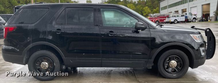 image for item JF9083 2017 Ford Explorer Police Interceptor  SUV