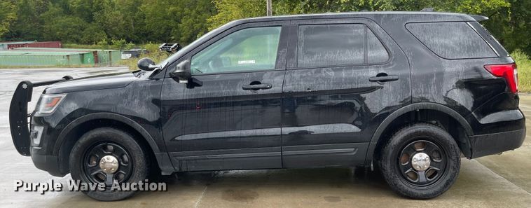 image for item JF9083 2017 Ford Explorer Police Interceptor  SUV