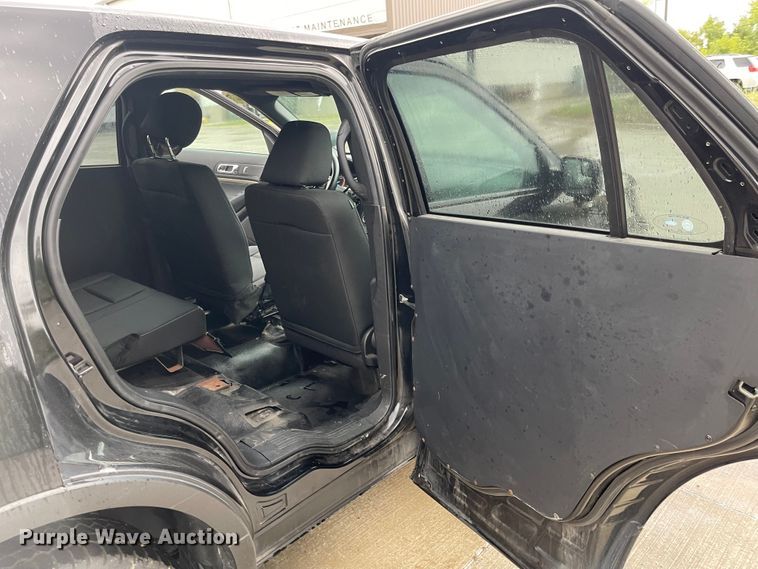 image for item JF9083 2017 Ford Explorer Police Interceptor  SUV