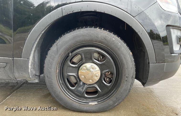 image for item JF9083 2017 Ford Explorer Police Interceptor  SUV