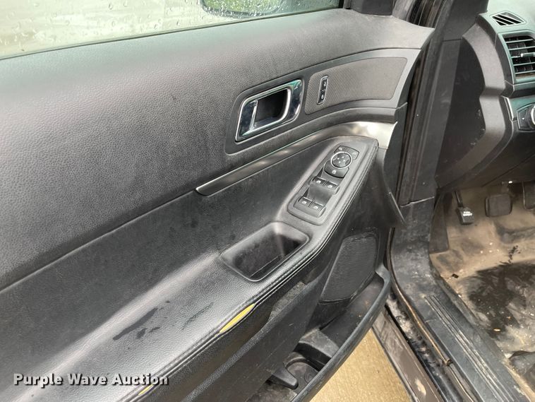 image for item JF9084 2017 Ford Explorer Police Interceptor  SUV