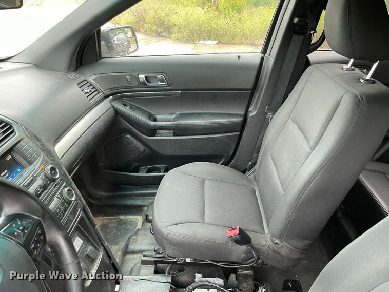 image for item JF9084 2017 Ford Explorer Police Interceptor  SUV