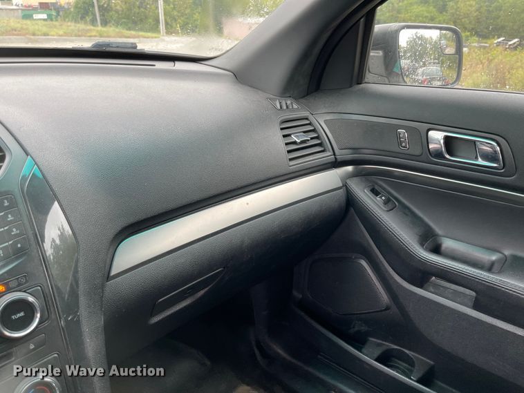 image for item JF9084 2017 Ford Explorer Police Interceptor  SUV