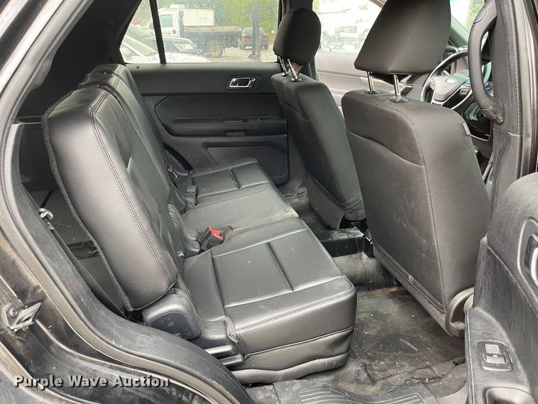 image for item JF9084 2017 Ford Explorer Police Interceptor  SUV