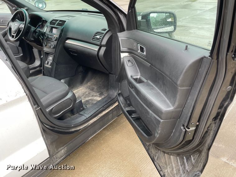 image for item JF9084 2017 Ford Explorer Police Interceptor  SUV