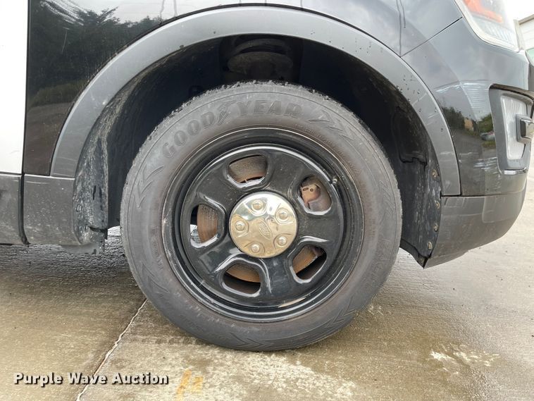 image for item JF9084 2017 Ford Explorer Police Interceptor  SUV