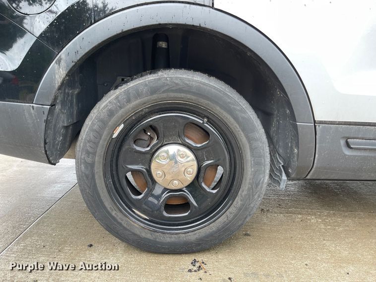 image for item JF9084 2017 Ford Explorer Police Interceptor  SUV