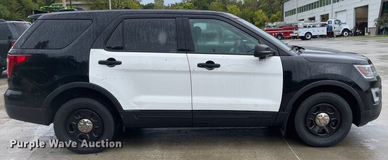 image for item JF9087 2017 Ford Explorer Police Interceptor  SUV