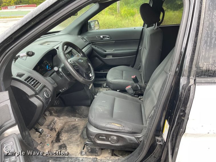 image for item JF9087 2017 Ford Explorer Police Interceptor  SUV