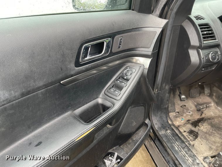 image for item JF9087 2017 Ford Explorer Police Interceptor  SUV