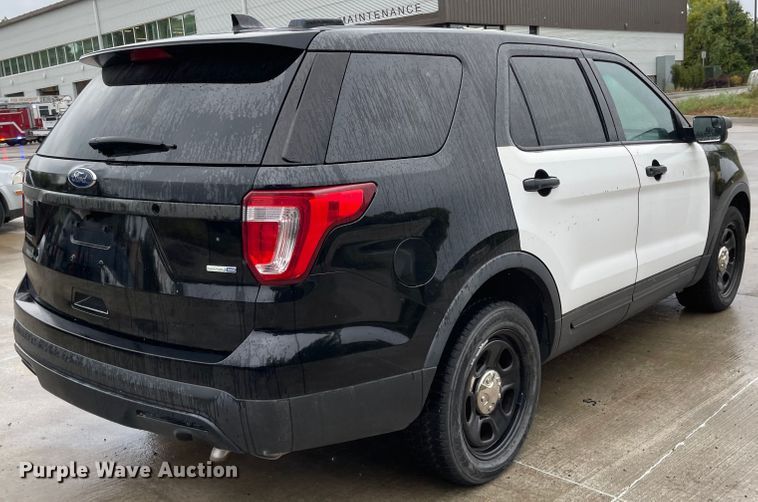 image for item JF9088 2016 Ford Explorer Police Interceptor  SUV