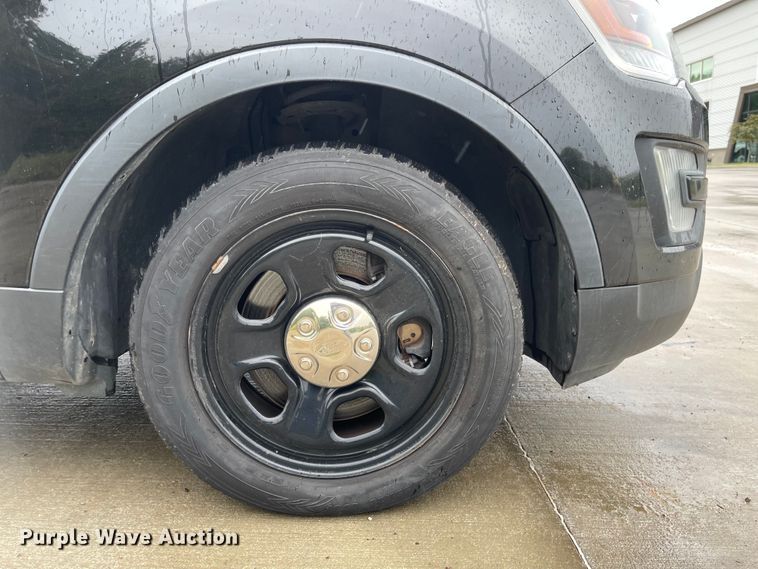 image for item JF9088 2016 Ford Explorer Police Interceptor  SUV