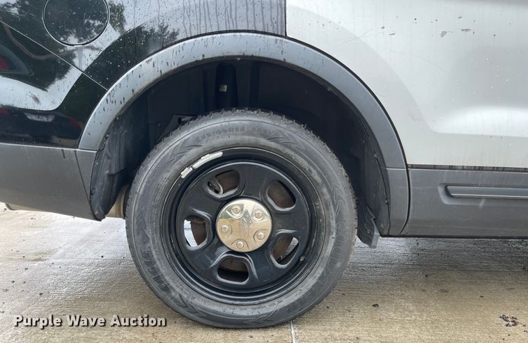 image for item JF9088 2016 Ford Explorer Police Interceptor  SUV