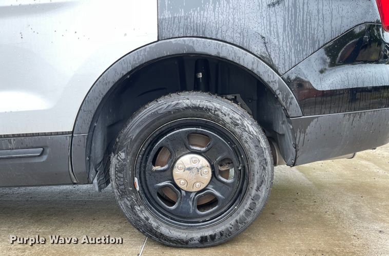 image for item JF9088 2016 Ford Explorer Police Interceptor  SUV