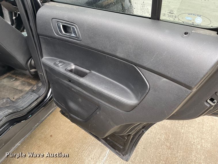 image for item JF9090 2017 Ford Explorer Police Interceptor  SUV