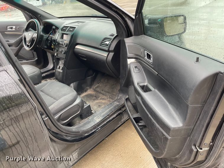 image for item JF9090 2017 Ford Explorer Police Interceptor  SUV