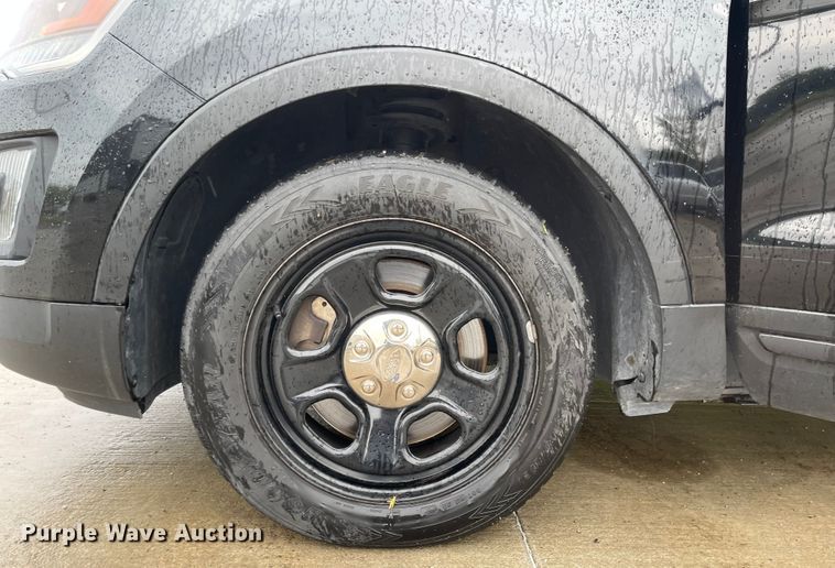 image for item JF9090 2017 Ford Explorer Police Interceptor  SUV