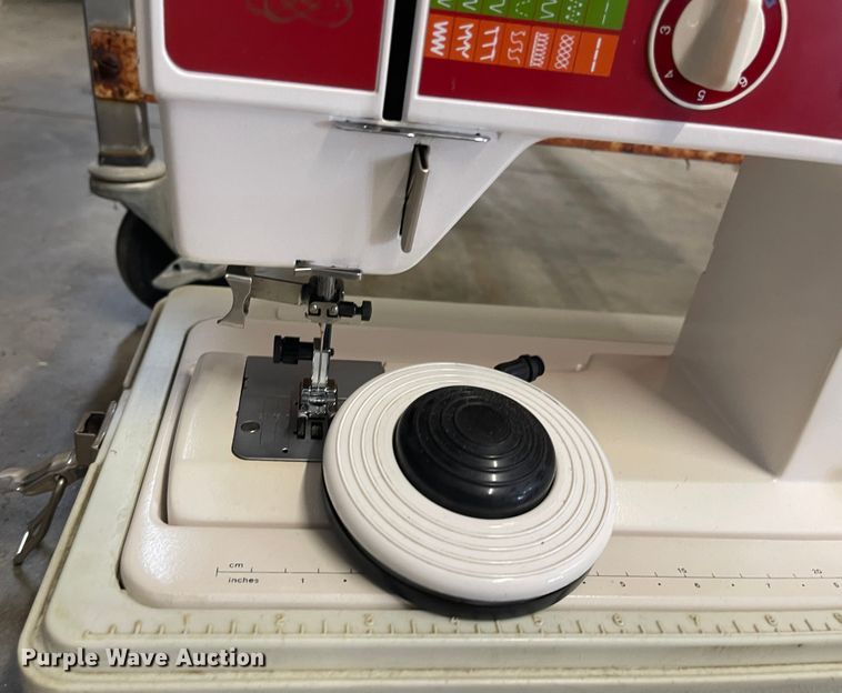 image for item JF9099 (5) sewing machines