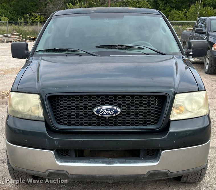 image for item JX9272 2004 Ford F150  SuperCrew pickup truck