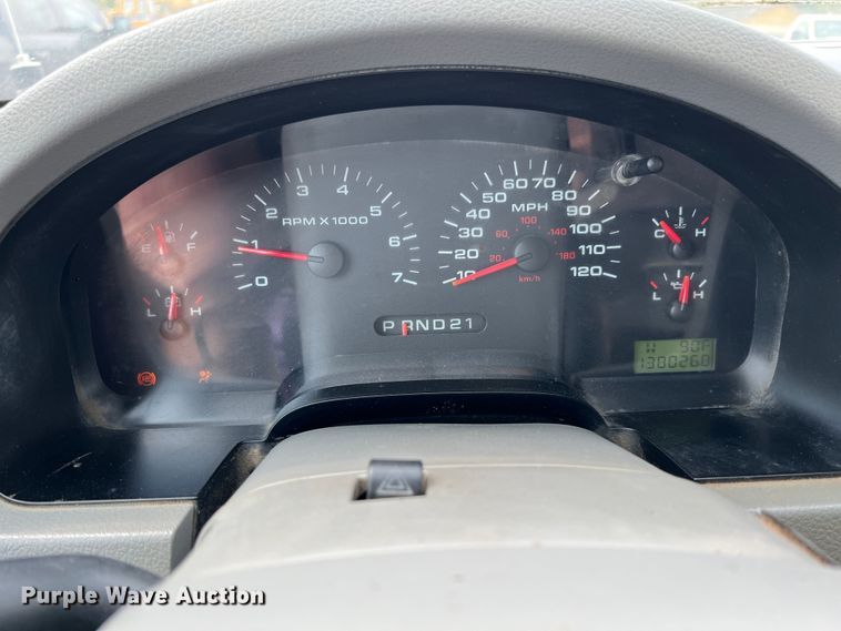 image for item JX9272 2004 Ford F150  SuperCrew pickup truck