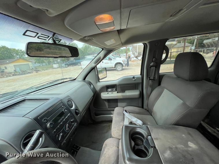 image for item JX9272 2004 Ford F150  SuperCrew pickup truck