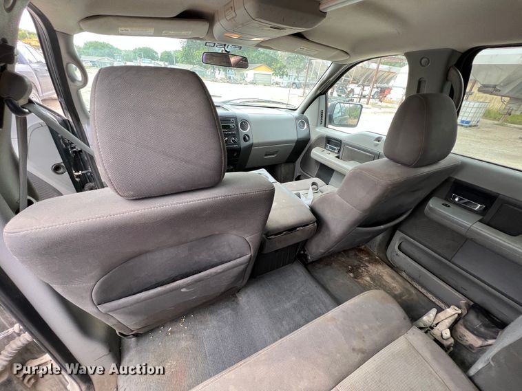 image for item JX9272 2004 Ford F150  SuperCrew pickup truck