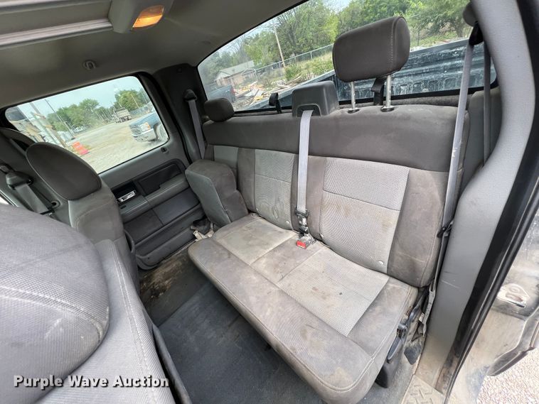 image for item JX9272 2004 Ford F150  SuperCrew pickup truck