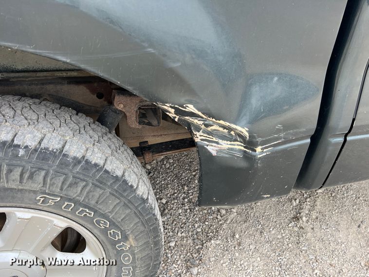 image for item JX9272 2004 Ford F150  SuperCrew pickup truck