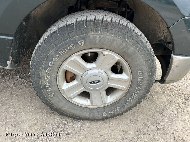 image for item JX9272 2004 Ford F150  SuperCrew pickup truck