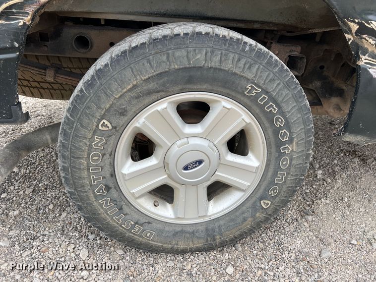 image for item JX9272 2004 Ford F150  SuperCrew pickup truck